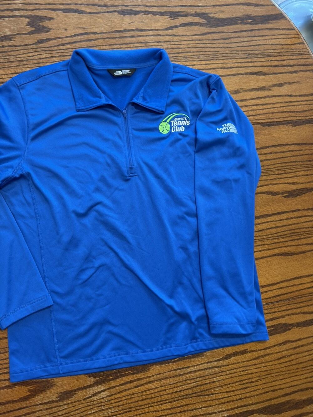 The North Face Blue Quarter Zip Pullover Men's sz XL Quad City Tennis Club